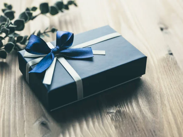 What details should be considered when customizing brand promotional gifts?
