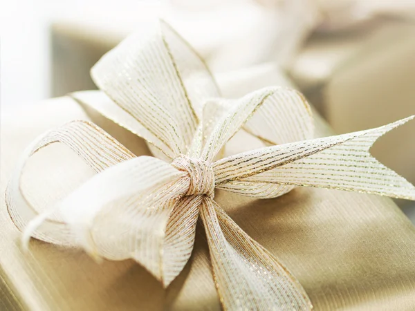 How to choose a suitable gift customization company for brand promotion?